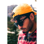 Lunettes audio intelligentes avec traduction IA polarisées UV400 couleur noir vue d'ambiance