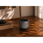 Enceinte sans fil compacte avec Bluetooth 5.3 et son 3 W couleur gris vue d'ambiance