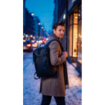 Sac à dos pour PC avec compartiments et capacité 16 L Swiss Peak 15,6” couleur noir vue d'ambience 3