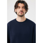Sweat unisexe à col rond en molleton 340 g/m² Iqoniq Torla couleur bleu marine quatrième vue avec modèle