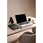 Chargeur sans fil écologique pliable 2 en 1 avec USB-C et 15 W couleur vert vue d'ambience 3