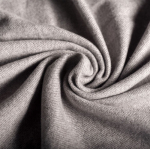 Châle doux en acrylique et viscose OEKO-TEX® 250 g/m² couleur gris vue détaillée