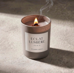 Bougie parfumée en céramique mate avec mèche en bois 140 g troisième vue
