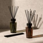 Diffuseur à bâtonnets en verre teinté parfumé 80 ml quatrième vue