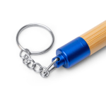 Stylo en bambou avec lampe torche LED, détails métallisés et encre bleue couleur bleu roi vue détaillée 4