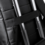 Sac à dos pour ordinateur portable en nylon recyclé avec poche antivol 16” couleur noir vue détaillée 4