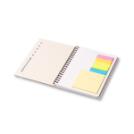 Carnet A5 en carton recyclé issu de briques de lait avec détail en bambou couleur naturel vue détaillée 1