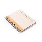Carnet A5 en carton recyclé issu de briques de lait avec détail en bambou couleur naturel vue détaillée 2