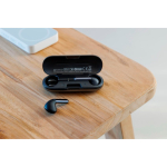 Écouteurs sans fil BrandCharger avec boîtier USB-C couleur gris graphite quatrième vue