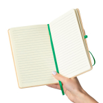 Carnet A5 kraft rigide avec élastique et pages lignées couleur vert septième vue