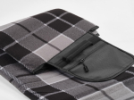 Couverture de pique-nique pliable en polyester recyclé avec envers imperméable couleur gris vue détaillée