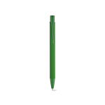 Stylo en aluminium recyclé avec finition caoutchoutée et encre bleue couleur vert vue frontale
