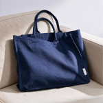 Sac de courses écologique avec fermeture éclair intégrale 19L couleur bleu marine vue d'ambiance