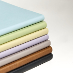 Carnet souple A5 en similicuir à élastique et pages unies couleur bleu ciel