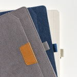 Carnet A5 en velours côtelé avec poche et porte-stylo, pages unies couleur gris clair