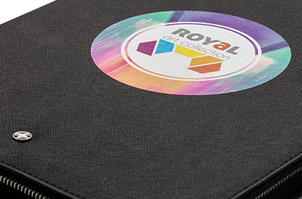 Impression en couleur avec finition éclatante et toucher doux