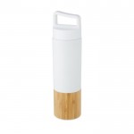 Bouteille isotherme avec détail en bambou couleur blanc troisième vue