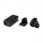 Adaptateur de voyage UE/UK/USA avec ports de type USB-C et A couleur noir