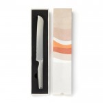 Couteau à pain japonais en acier couleur argenté vue avec boîte