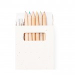 6 crayons de couleur dans boîte à graines avec taille-crayon couleur naturel quatrième vue