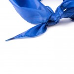 Foulard triangulaire en polyester dans des couleurs vives couleur bleu cinquième vue