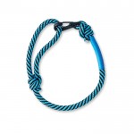 Bracelet en cordon avec clip de fermeture couleur bleu