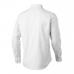 Chemise blanche de dos