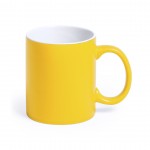 Mug personnalisable disponible en couleurs couleur jaune