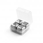 Quatre cubes glaçons réutilisables en acier couleur argenté
