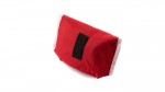 Kit d'urgence avec divers accessoires couleur rouge première vue