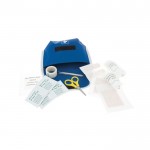 Kit d'urgence avec divers accessoires couleur bleu troisième vue