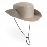 Un chapeau pour les plus aventuriers couleur beige