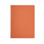 Carnet A4 en carton recyclé au dos cousu et à pages lignées couleur orange vue frontale