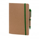 Carnet avec couverture en carton et stylo couleur vert