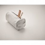Trousse de toilette en cuir synthétique avec zip et poignée couleur blanc troisième vue photographique