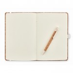Carnet et stylo écologique en liège couleur beige quatrième vue