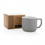 Mug promotionnel en céramique couleur gris vue dans une boîte