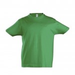 Modèle enfant de tee shirt publicitaire couleur vert
