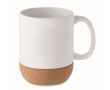 Tasse en céramique mate avec base en liège couleur blanc