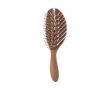 Brosse en fibre de coco et polypropylène avec un design attrayant couleur marron