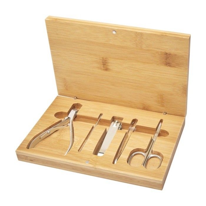 Kit de manucure dans une boîte en bambou couleur naturel deuxième vue