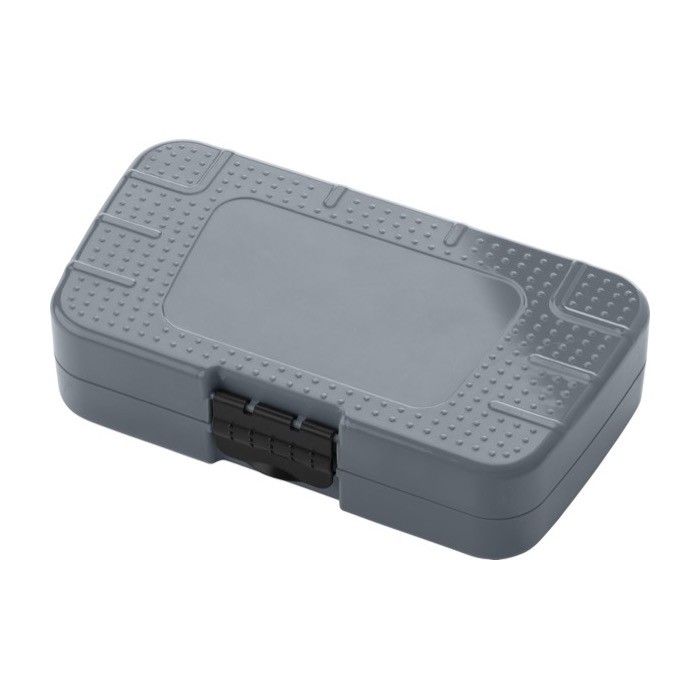 19 outils en aluminium et métal dans mallette en plastique