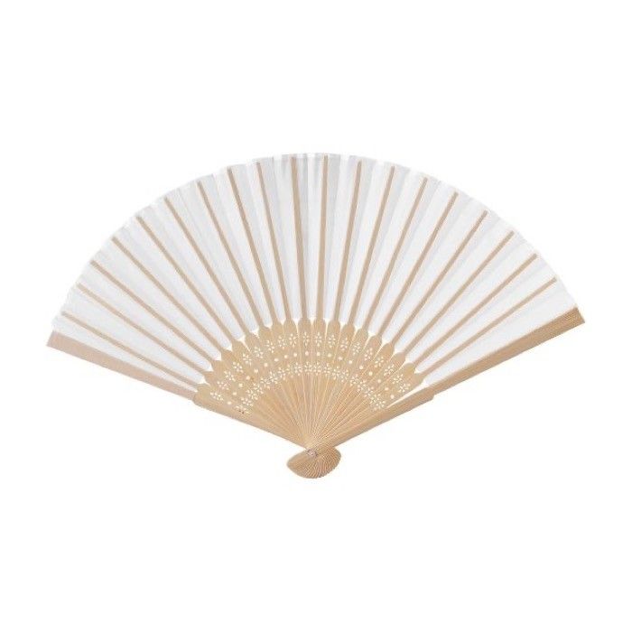 Eventail en bambou avec motifs décoratifs sur la base des baguettes