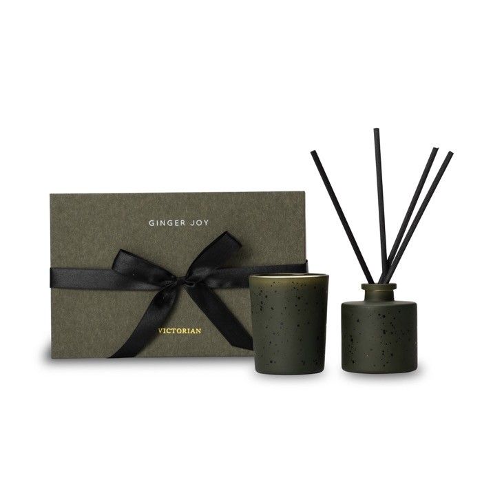 Coffret cadeau avec bougie et diffuseur au parfum gingembre Victorian avec zone d'impression