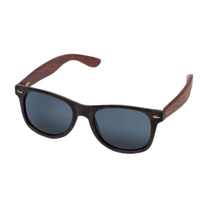 Lunettes de soleil rétro fabriquées en partie à partir de café