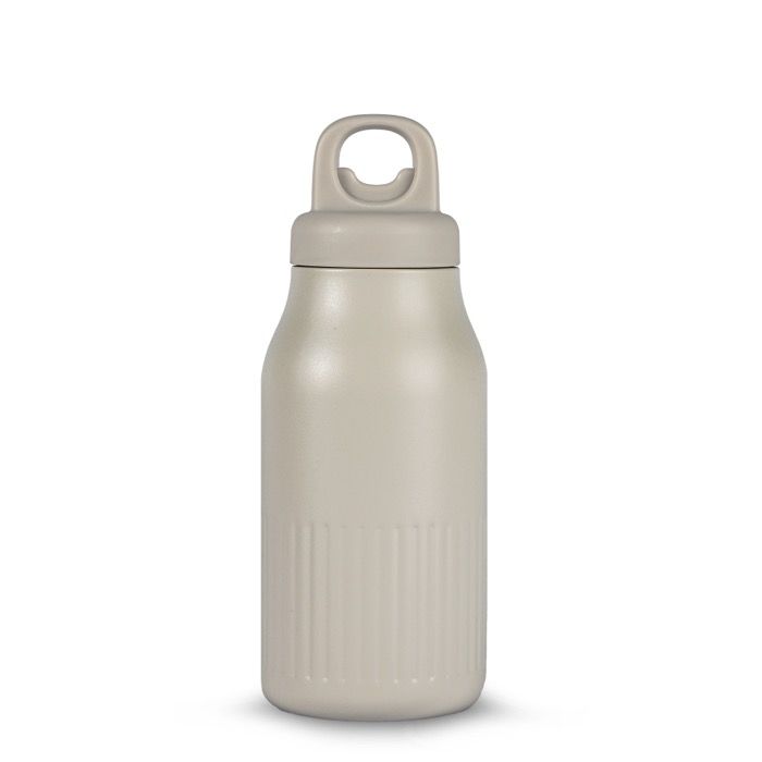 Gourde isotherme en inox recyclé avec bouchon à clic 500 ml