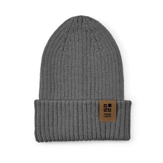 Bonnet en coton recyclé à écusson décoratif et fini côtelé vue principale