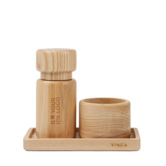 Ensemble sel et poivre avec design scandinave en bois de frêne
