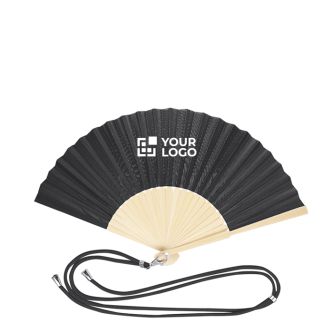 Éventail en polyester avec tiges en bambou et corde de transport