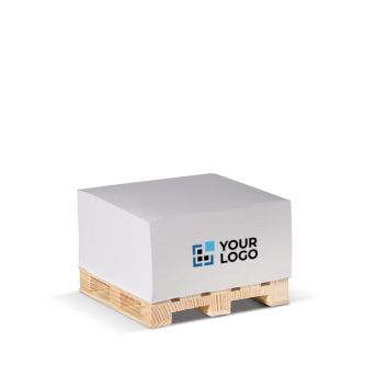 Cubo de notes de 420 feuilles lisses FSC sur palette en bois 10x10x5cm
